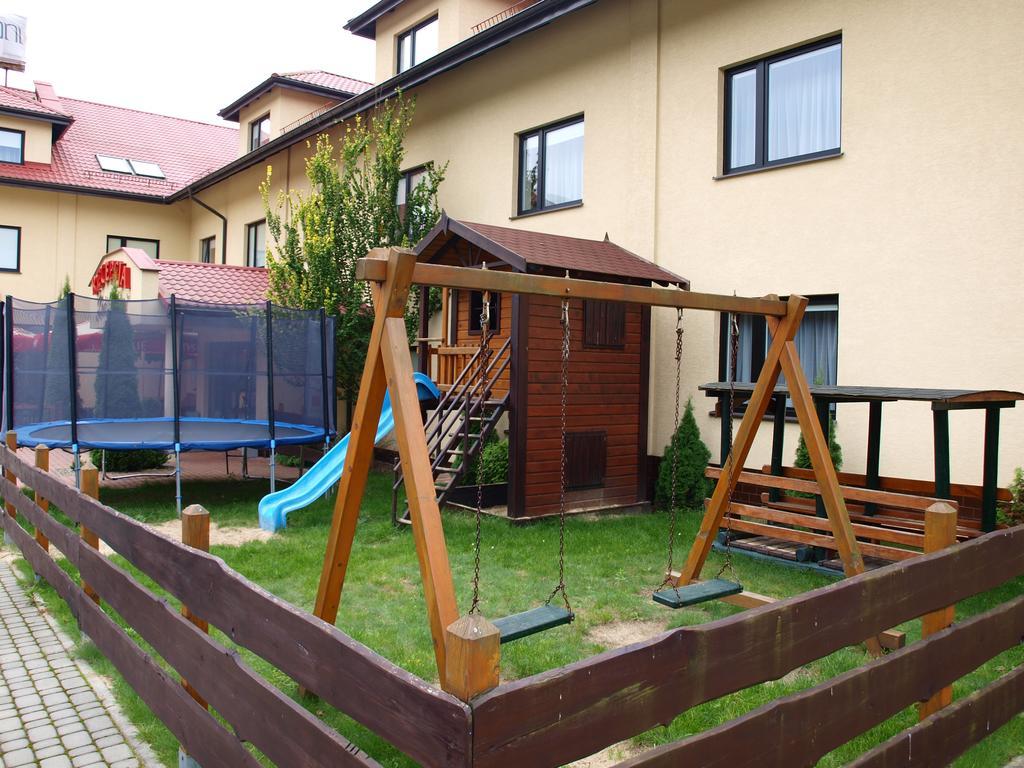 Zajazd Pod Borem Glogow Malopolski Exterior photo